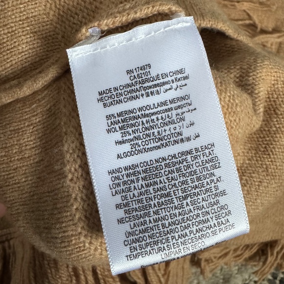 NWT Cropped BCBG Fringe Cardigan - Size M - Picture 5 of 6